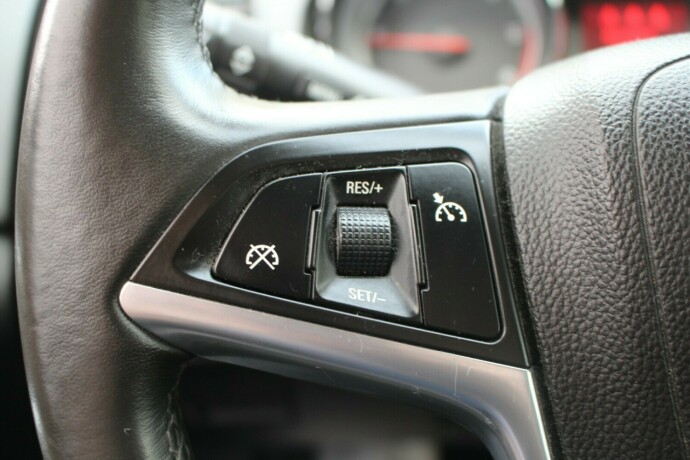 opel-insignia-diesel-2010-big-11