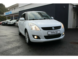 Suzuki | Swift | Bensin | 2012
