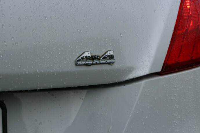 suzuki-swift-bensin-2012-big-4