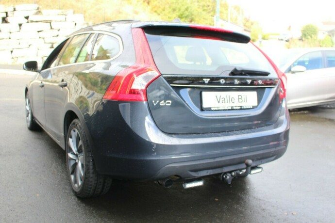 volvo-v60-diesel-2013-big-4