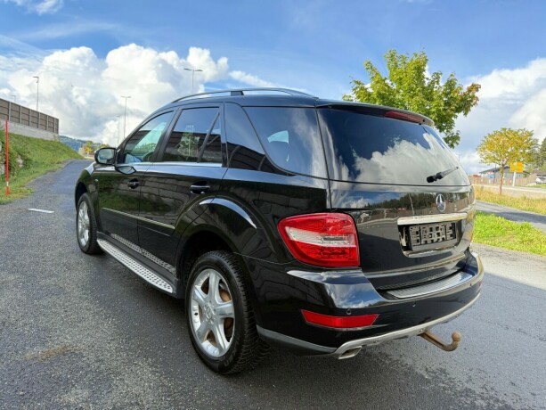 mercedes-benz-m-klasse-diesel-2010-big-3