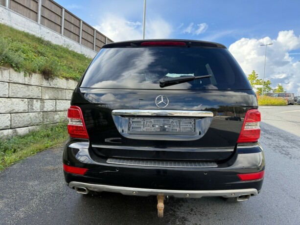 mercedes-benz-m-klasse-diesel-2010-big-4