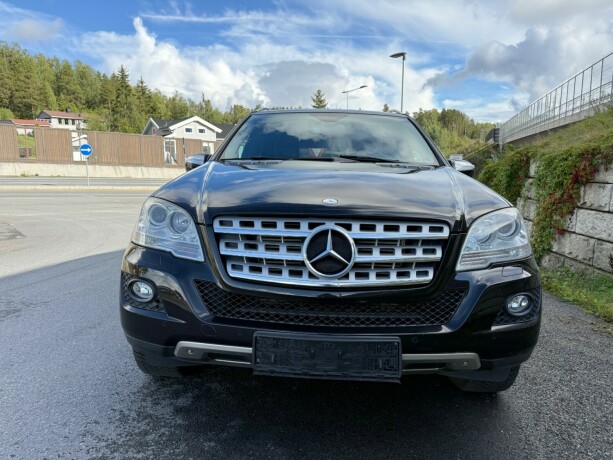 mercedes-benz-m-klasse-diesel-2010-big-8