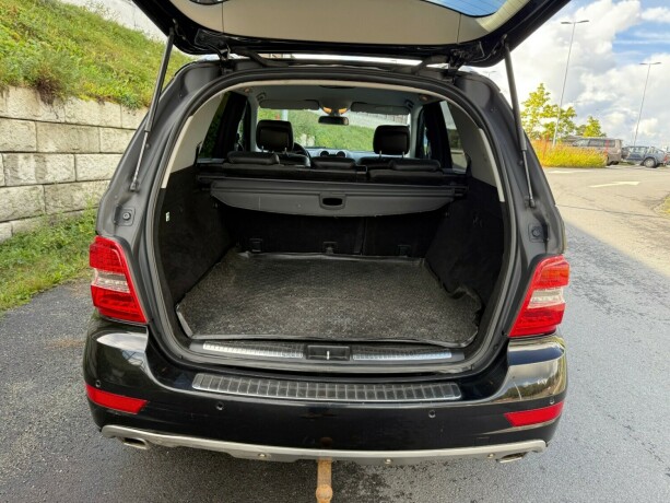 mercedes-benz-m-klasse-diesel-2010-big-15