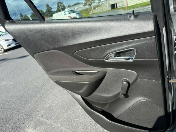 opel-mokka-bensin-2013-big-13