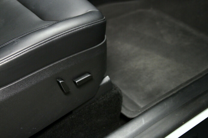 tesla-model-y-elektrisitet-2023-big-5