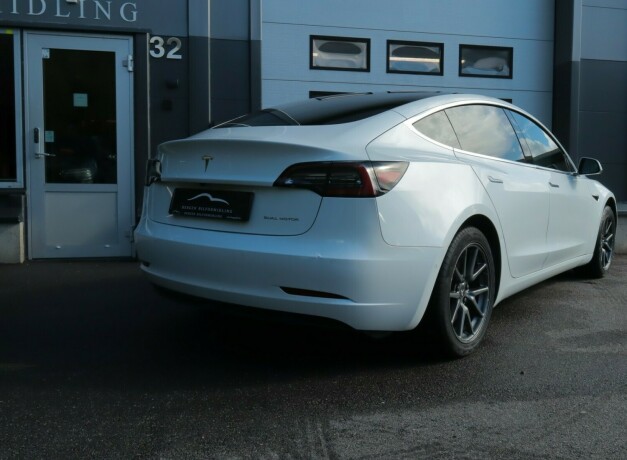 tesla-model-3-elektrisitet-2019-big-3
