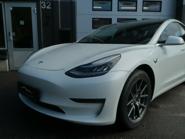 tesla-model-3-elektrisitet-2019-big-4