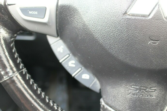mitsubishi-asx-diesel-2011-big-13