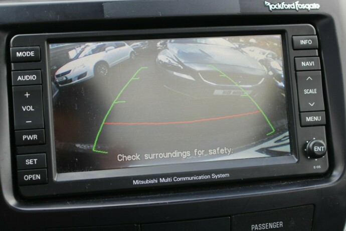 mitsubishi-asx-diesel-2011-big-14