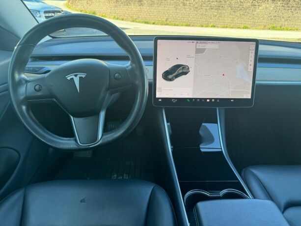 tesla-model-3-elektrisitet-2019-big-7