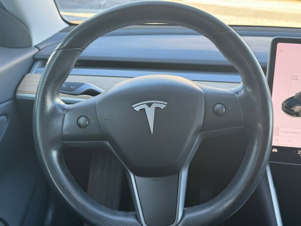 tesla-model-3-elektrisitet-2019-big-10