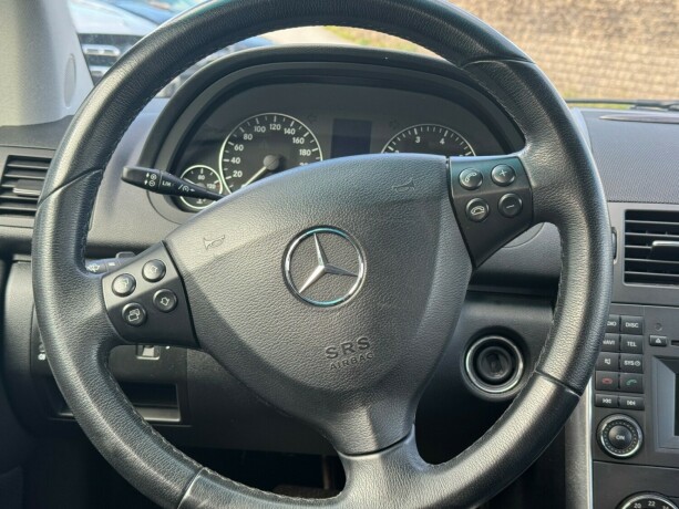 mercedes-benz-a-klasse-bensin-2010-big-10