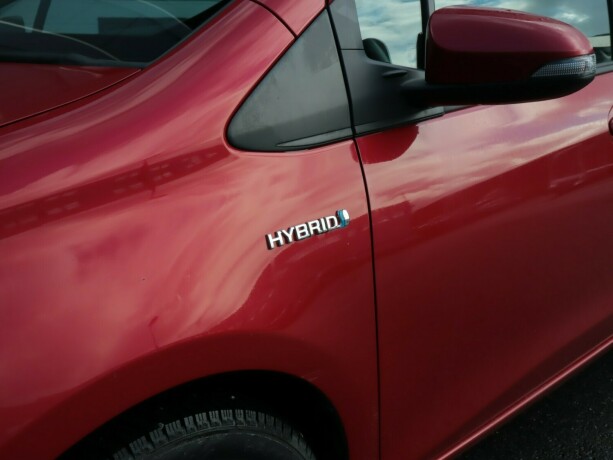 toyota-yaris-elektrisitetbensin-2016-big-17