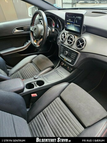 mercedes-benz-gla-bensin-2019-big-12