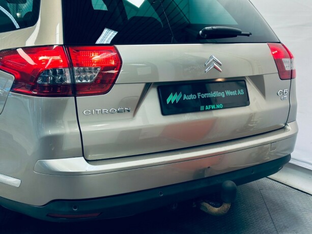 citroen-c5-diesel-2012-big-6