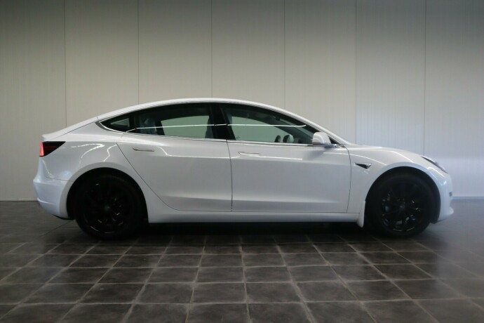 tesla-model-3-elektrisitet-2019-big-4
