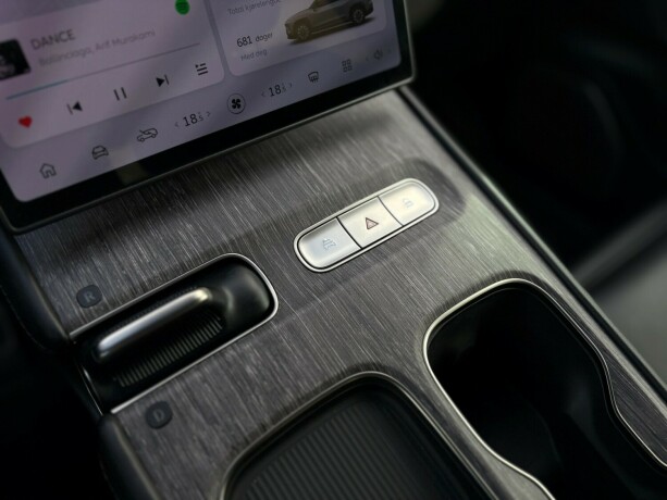 nio-nio-el7-elektrisitet-2023-big-29