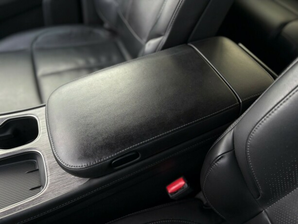 nio-nio-el7-elektrisitet-2023-big-32