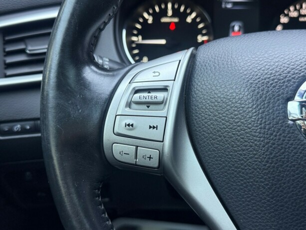 nissan-qashqai-diesel-2014-big-13