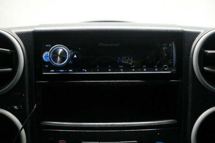 peugeot-partner-diesel-2009-big-14