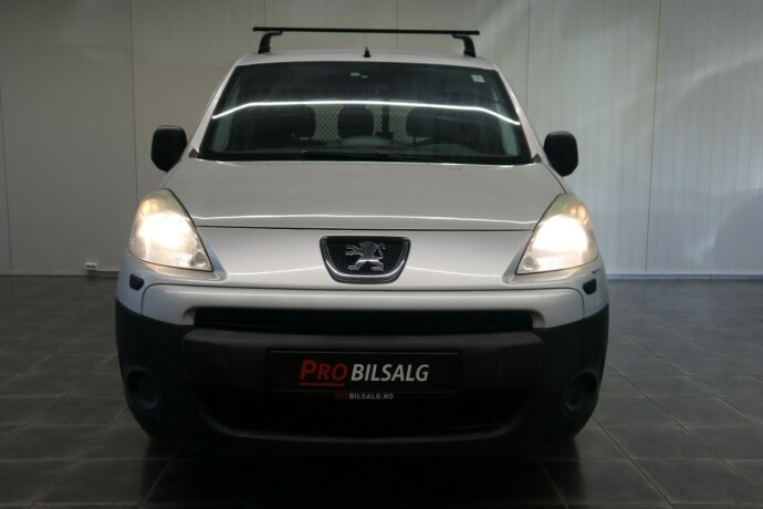 peugeot-partner-diesel-2009-big-5