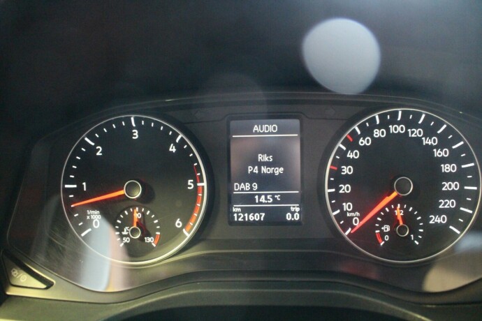 volkswagen-amarok-diesel-2020-big-13