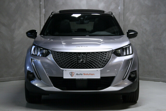 peugeot-e-2008-elektrisitet-2020-big-25