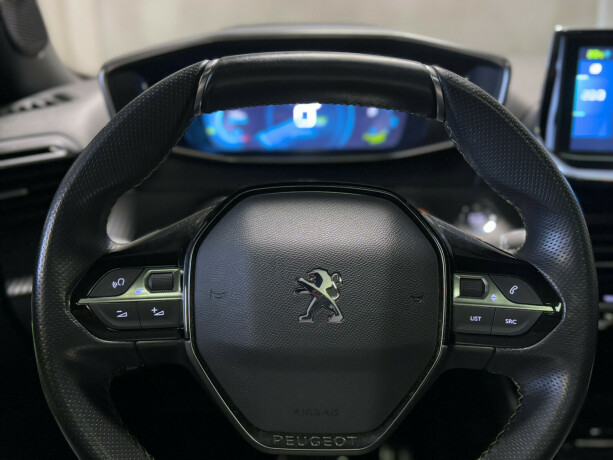 peugeot-e-2008-elektrisitet-2020-big-15