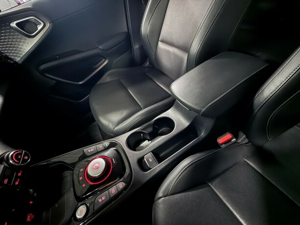 kia-e-soul-elektrisitet-2021-big-18