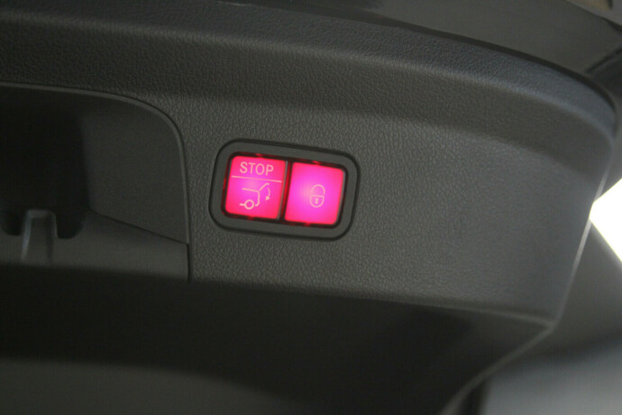 mercedes-benz-gle-elektrisitetdiesel-2022-big-38