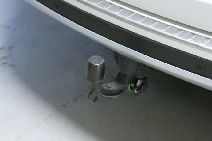 toyota-rav4-elektrisitetbensin-2017-big-25