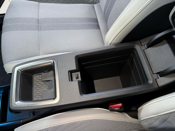 renault-scenic-elektrisitet-2024-big-18