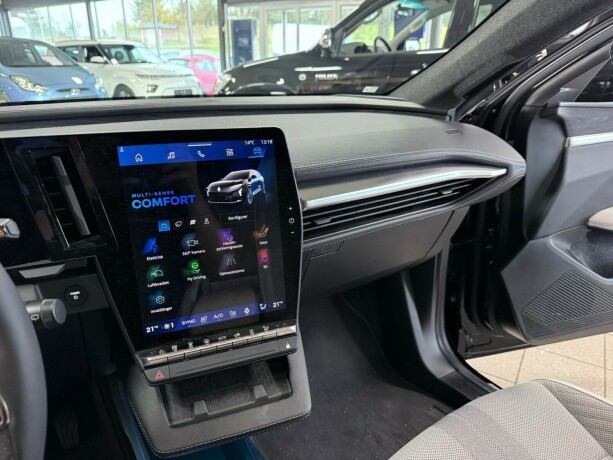 renault-scenic-elektrisitet-2024-big-29