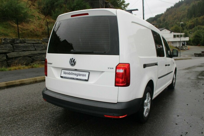 volkswagen-caddy-maxi-diesel-2018-big-3