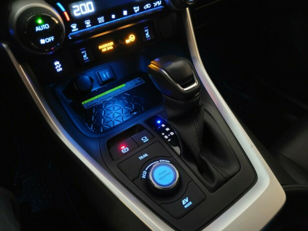 toyota-rav4-elektrisitetbensin-2019-big-27