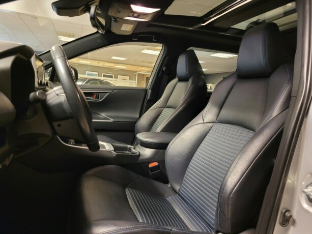 toyota-rav4-elektrisitetbensin-2019-big-23