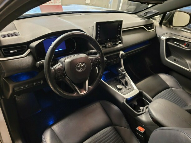 toyota-rav4-elektrisitetbensin-2019-big-25