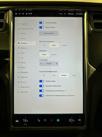 tesla-model-x-elektrisitet-2016-big-29