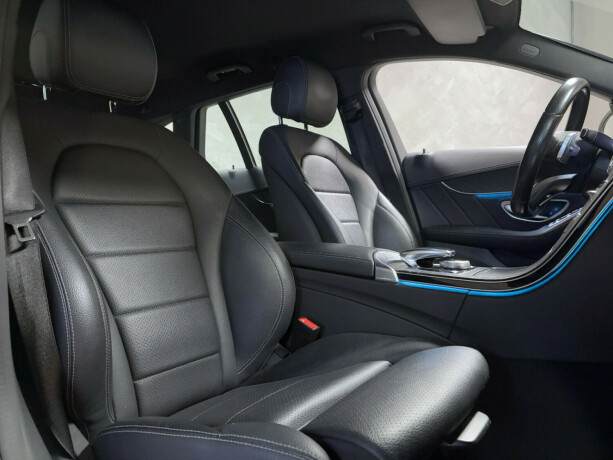 mercedes-benz-c-klasse-elektrisitetbensin-2017-big-4