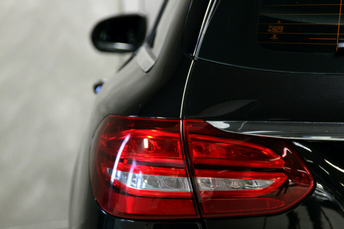 mercedes-benz-c-klasse-elektrisitetbensin-2017-big-31