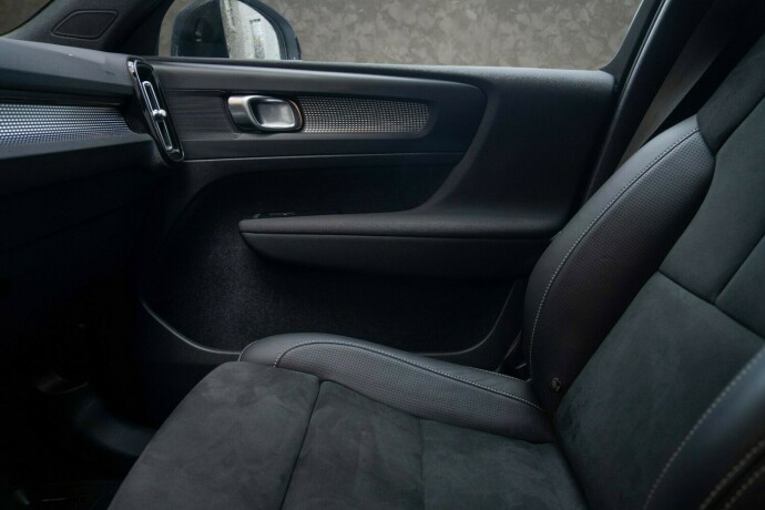 volvo-xc-40-elektrisitet-2021-big-17
