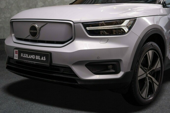 volvo-xc-40-elektrisitet-2021-big-2