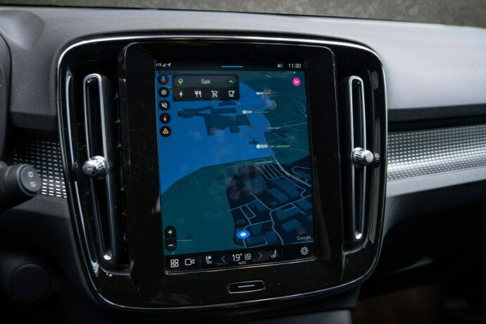 volvo-xc-40-elektrisitet-2021-big-21