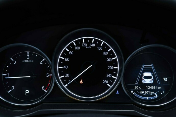 mazda-6-diesel-2017-big-12