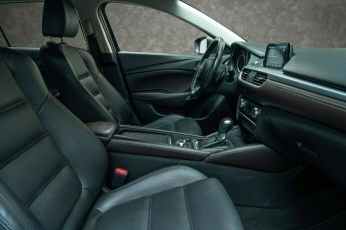 mazda-6-diesel-2017-big-32