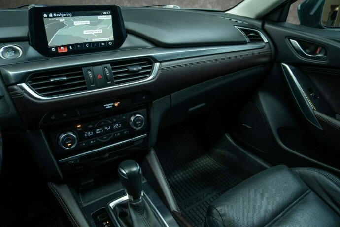 mazda-6-diesel-2017-big-16