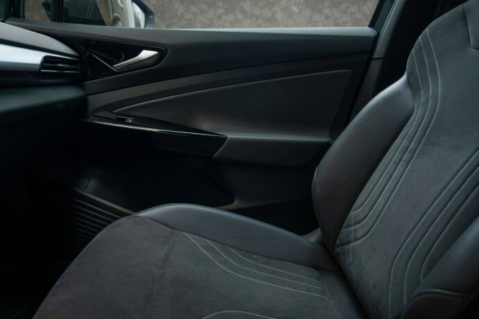volkswagen-id4-elektrisitet-2023-big-18