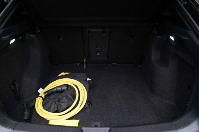 volkswagen-id4-elektrisitet-2023-big-30