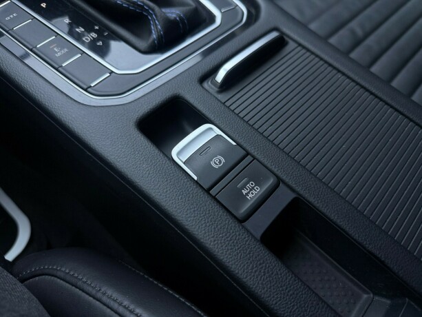 volkswagen-passat-elektrisitetbensin-2018-big-27
